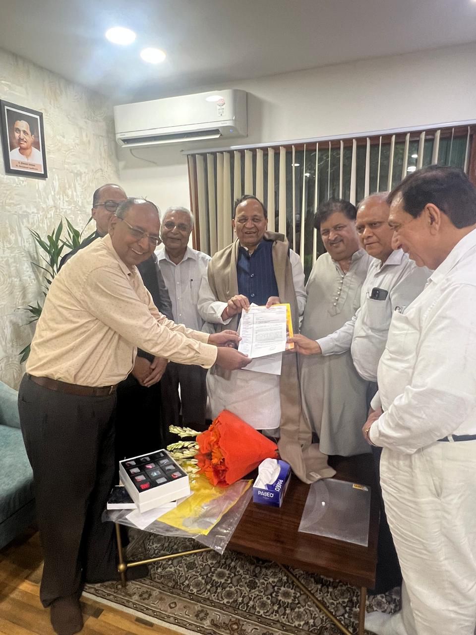 दिल्ली के होलसेल व्यापारियों का प्रतिनिधिमंडल भाजपा राष्ट्रीय महासचिव एवं राज्यसभा सांसद श्री अरुण सिंह से मिला।